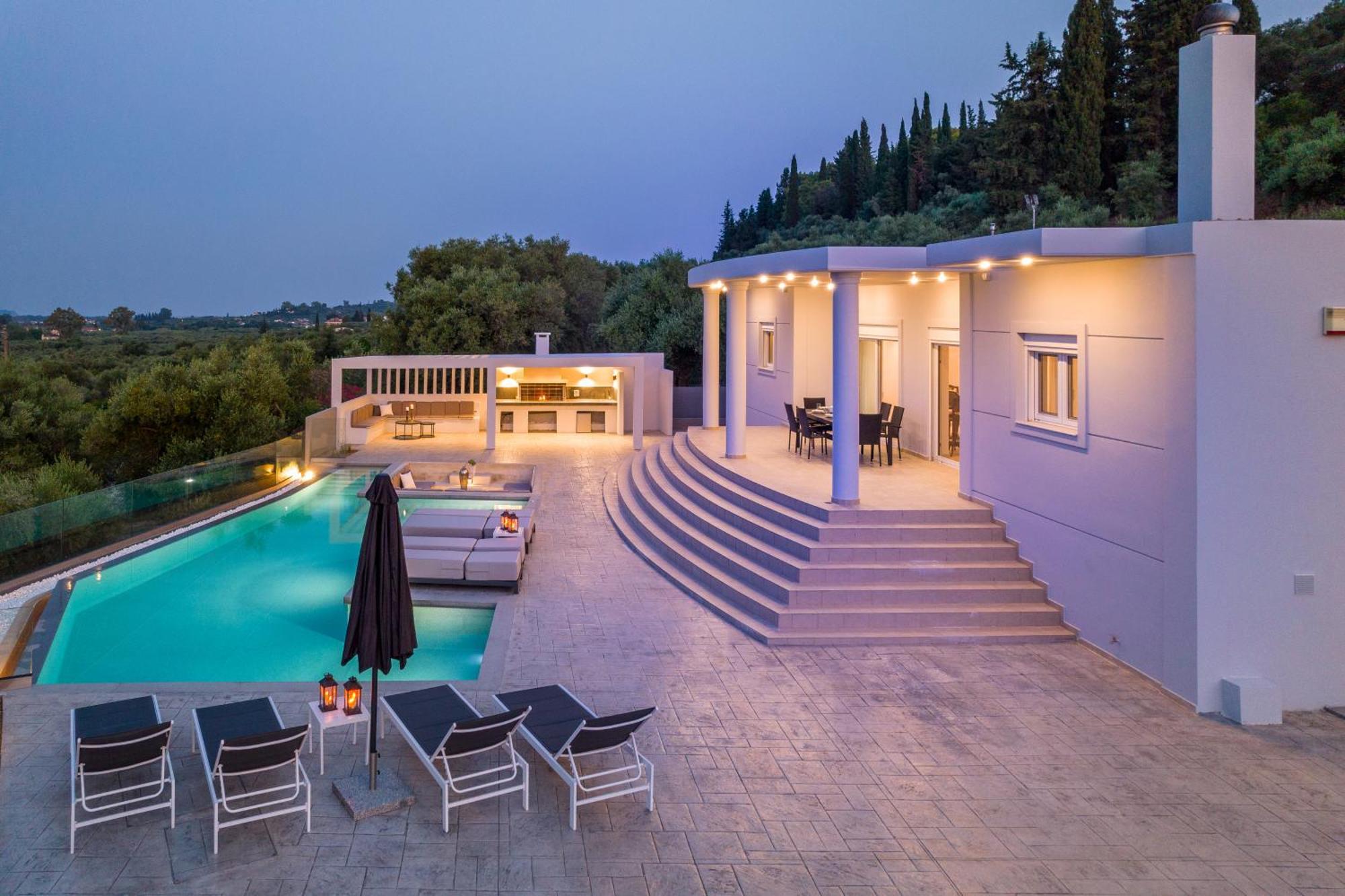 Villa Moonstone Mouzákion Buitenkant foto