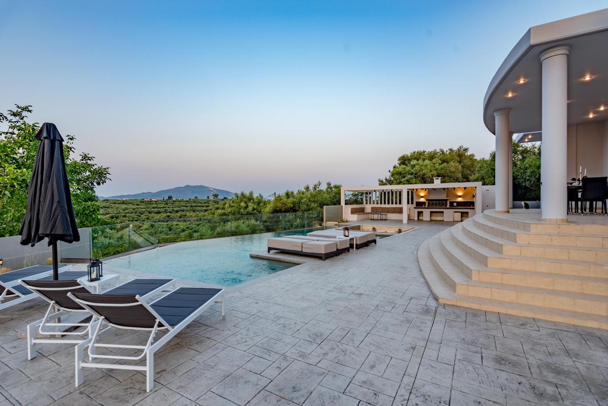 Villa Moonstone Mouzákion Buitenkant foto